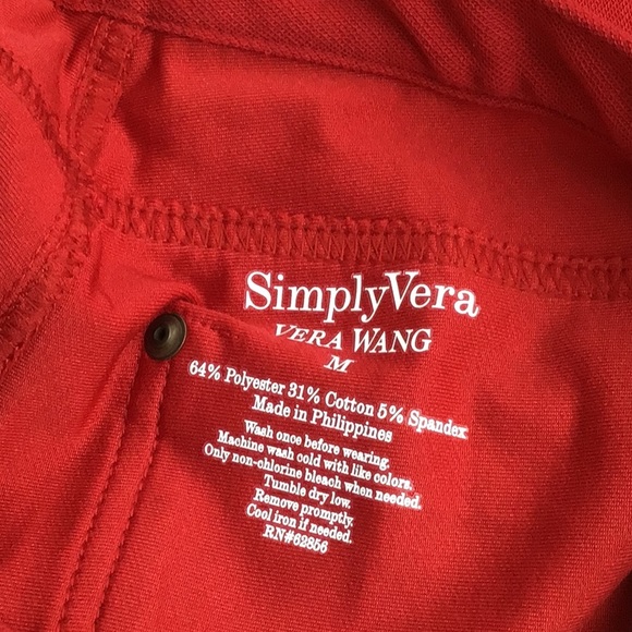 Vera Wang Cropped Capri Pants Size M Red NWT - Picture 6 of 7